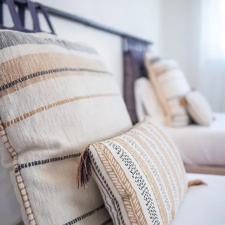 Feel - Ocean Willa *